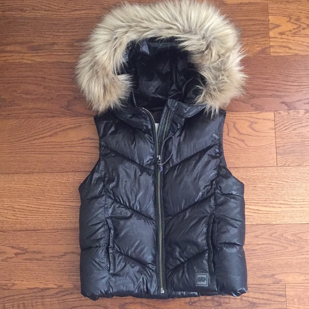 Gap Puffer Vest